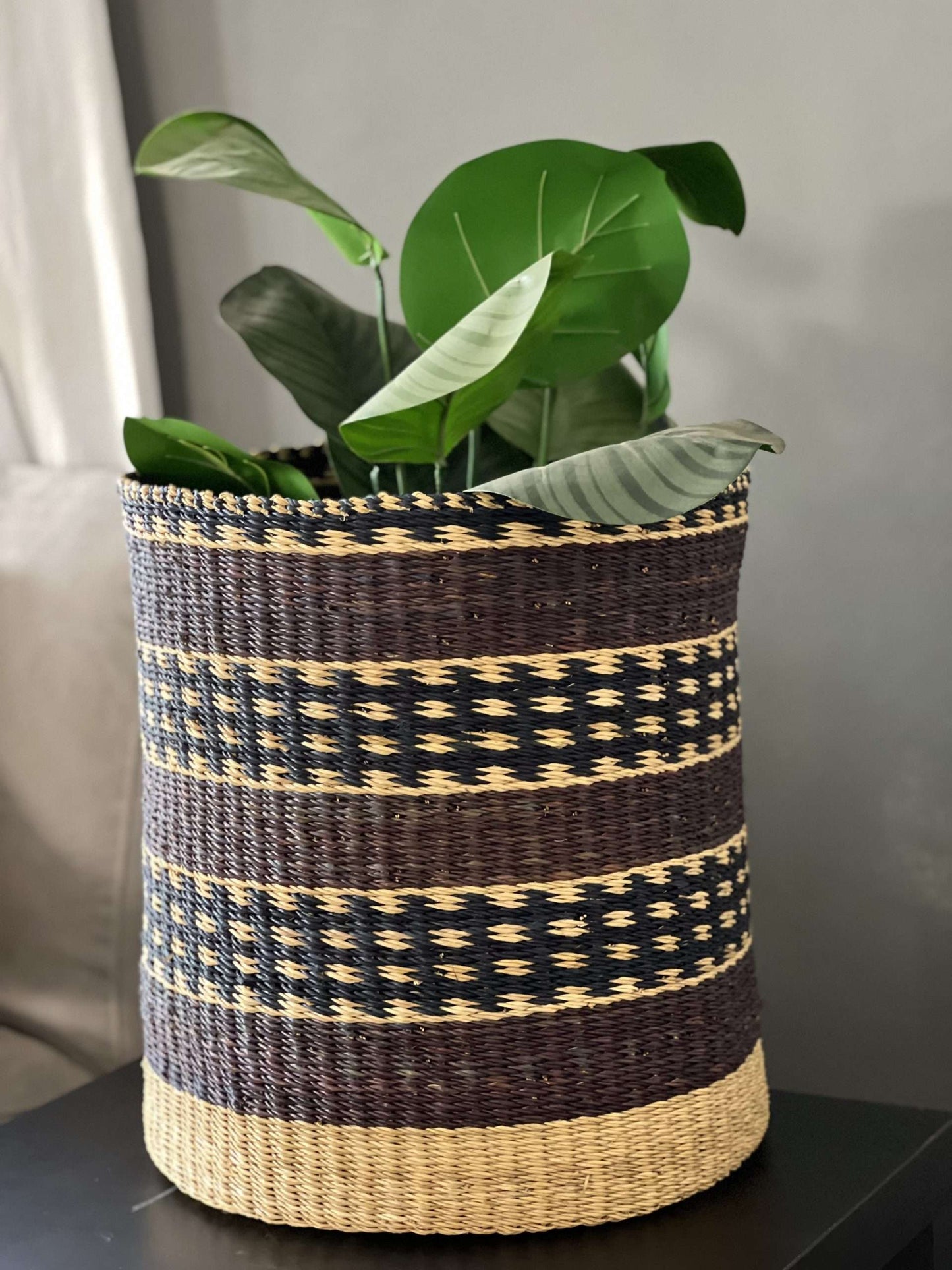 Planter basket by Ayamga