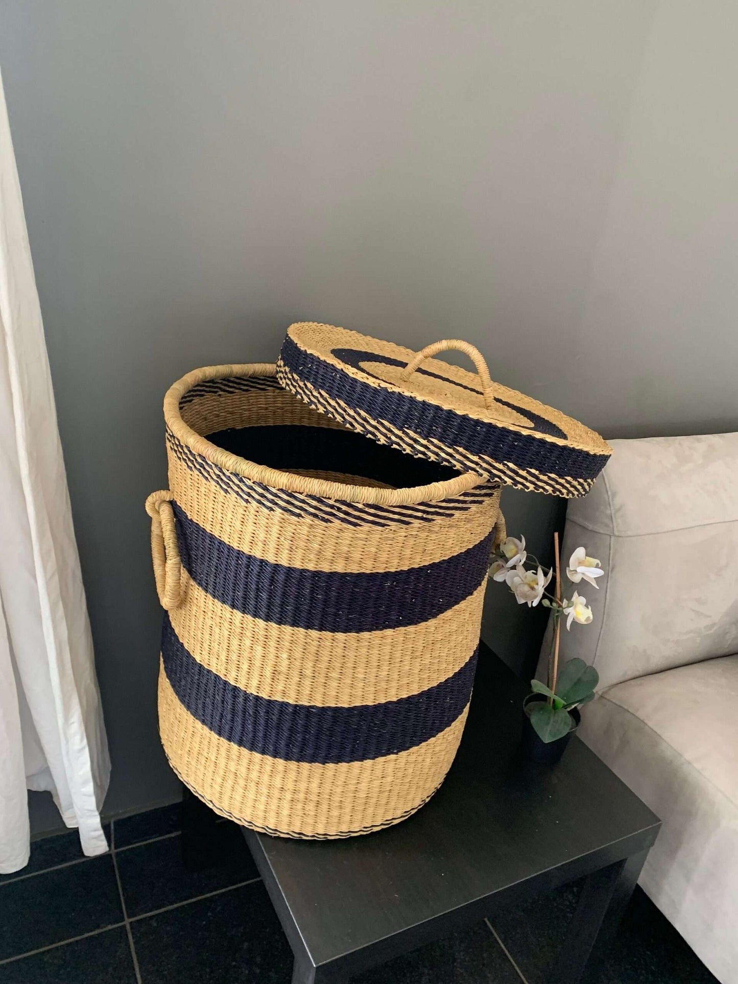 Panier à linge avec couvercle AYURI