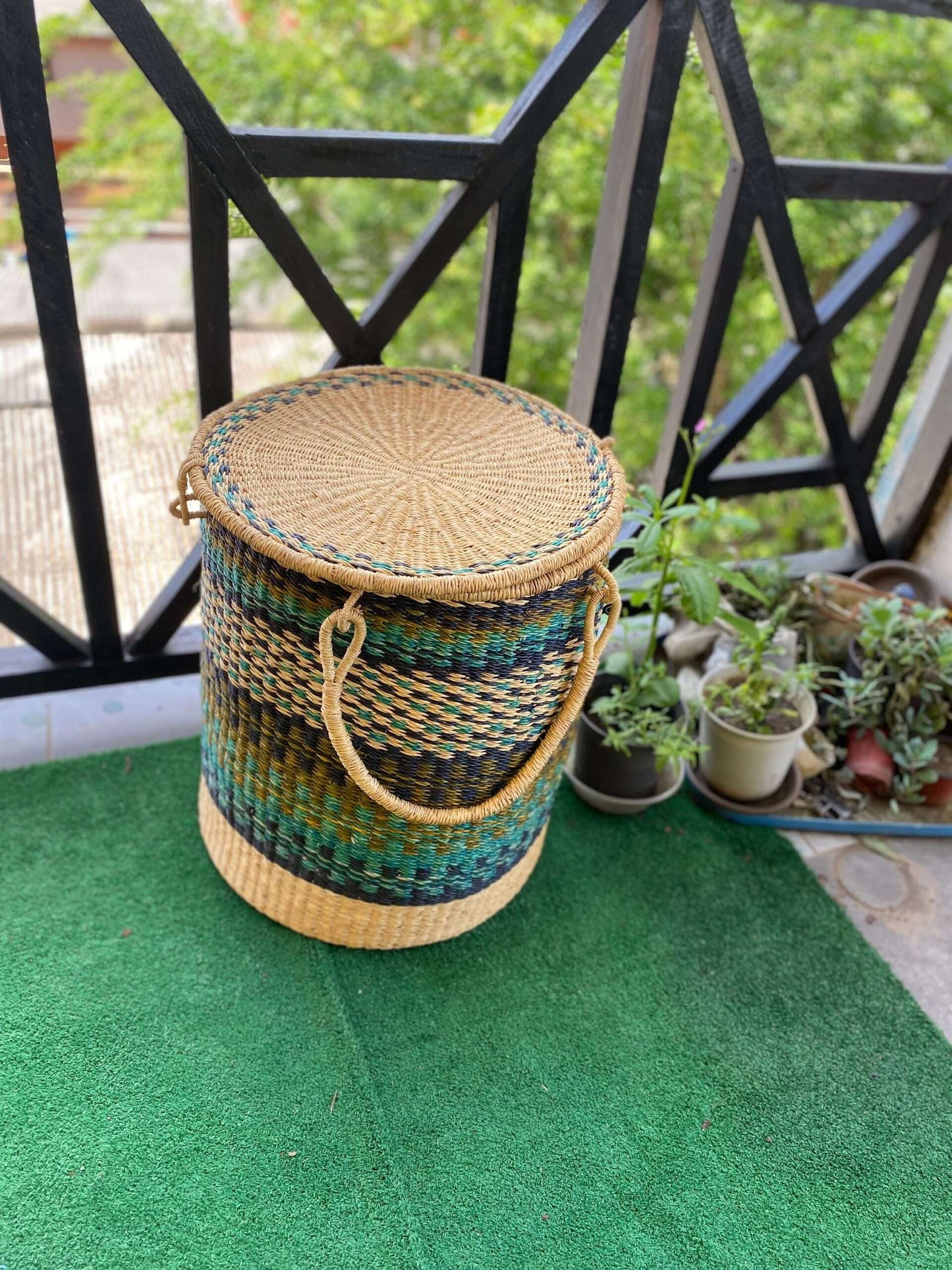 Yindi Laundry Basket