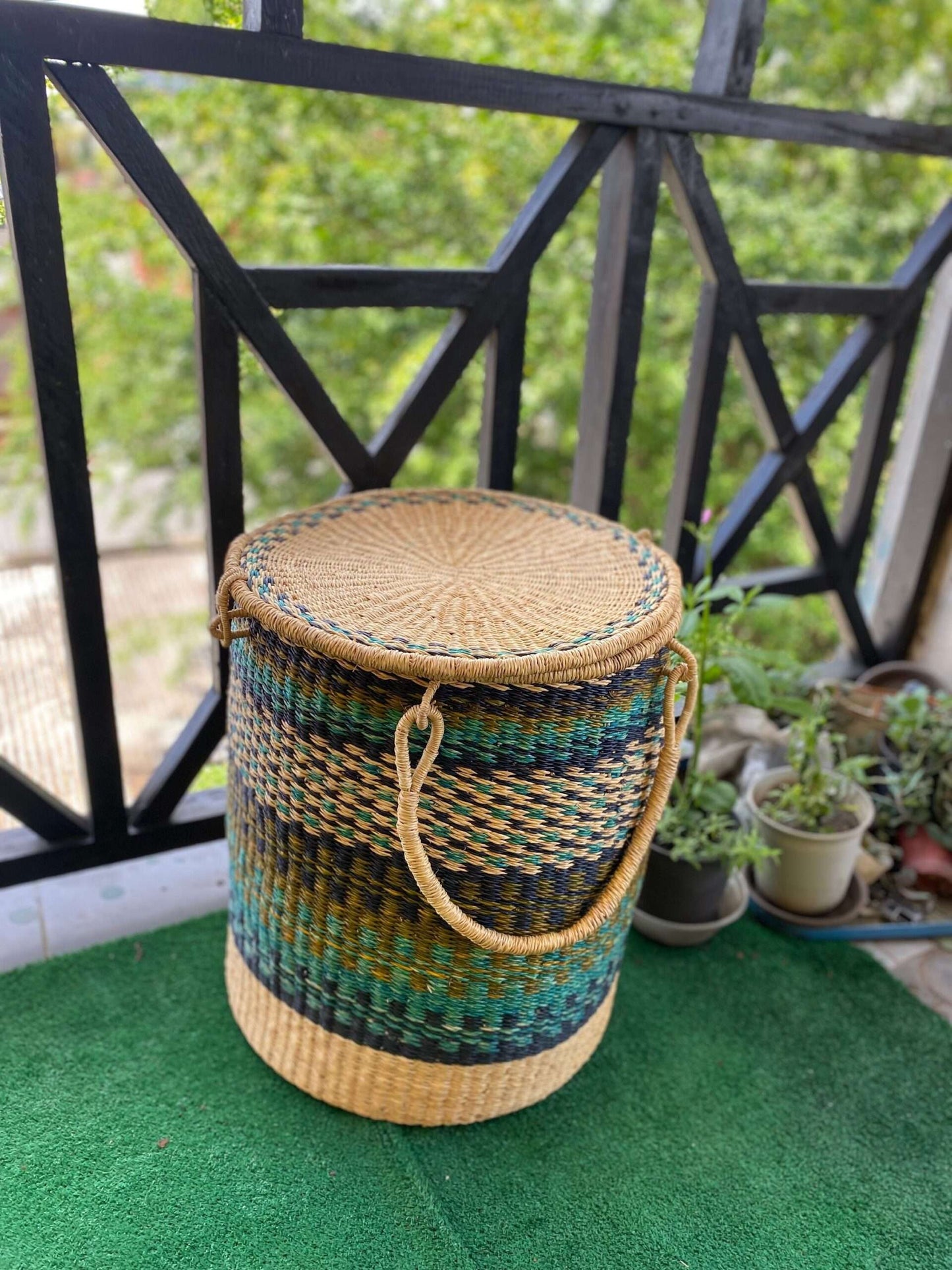 Yindi Laundry Basket