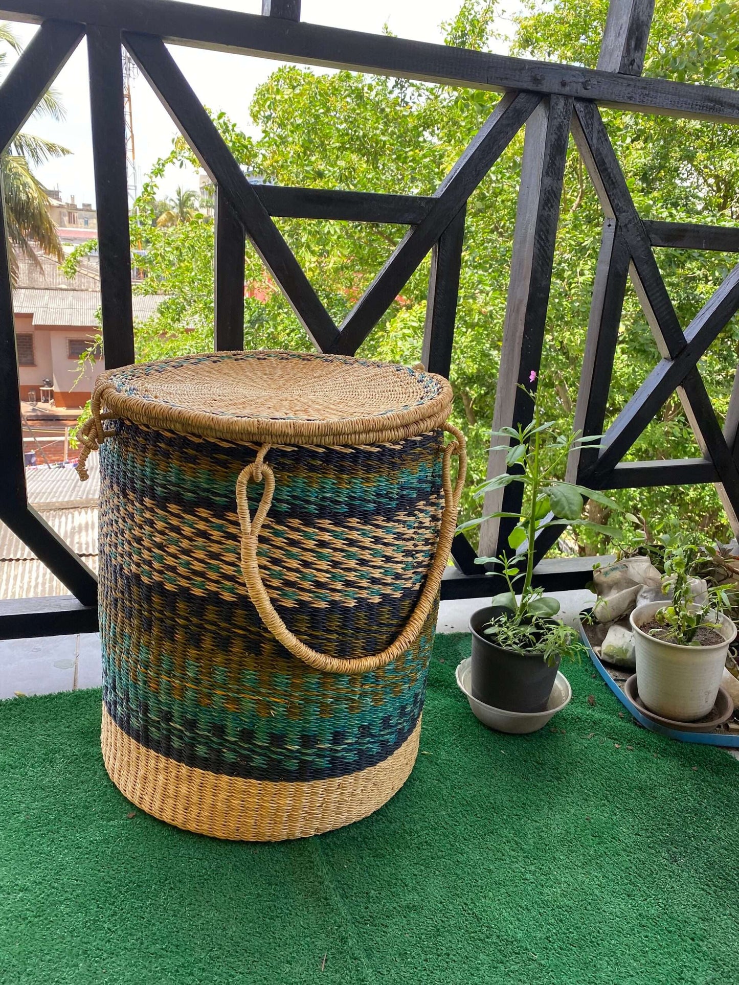 Yindi Laundry Basket