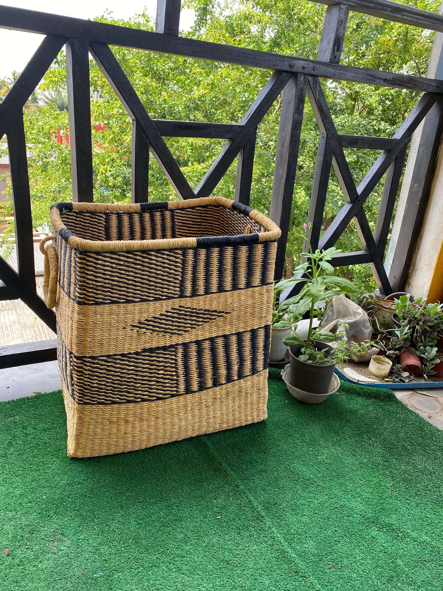 Viola Rectangular Hamper